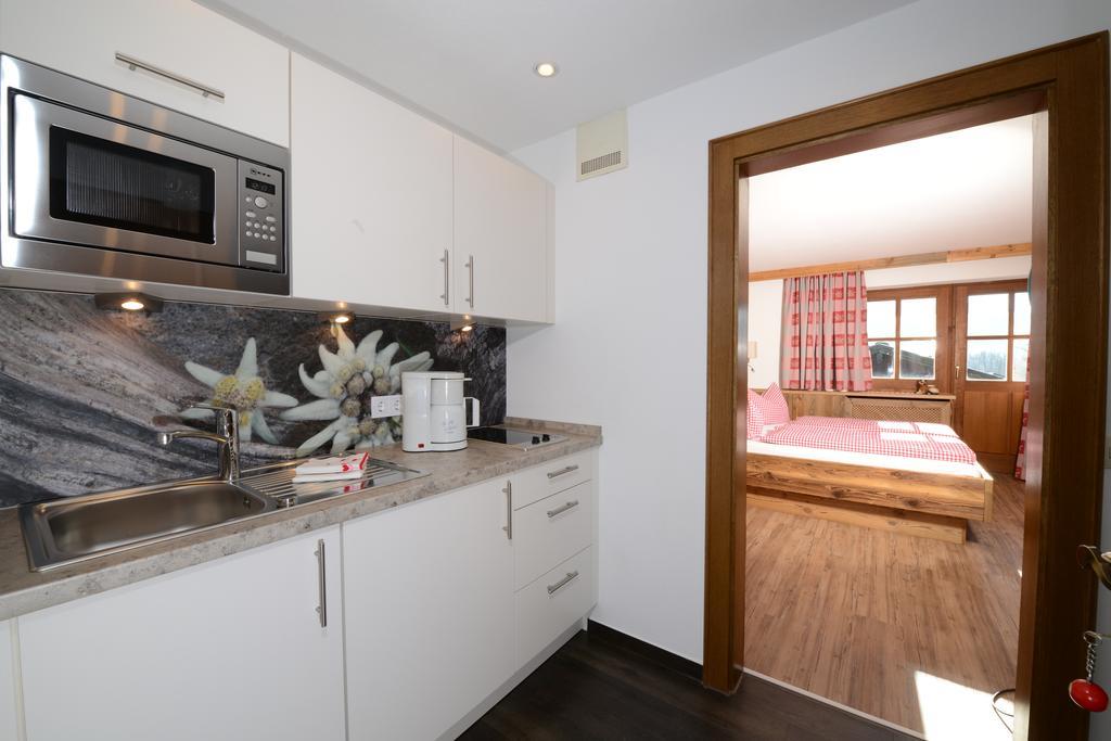 Haus Panorama Lägenhet Reit im Winkl Rum bild